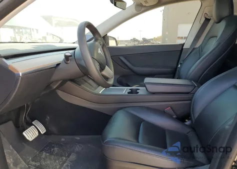 2022 Tesla Model Y из США, поврежденный, VIN 7SAYGDEF3NF328060